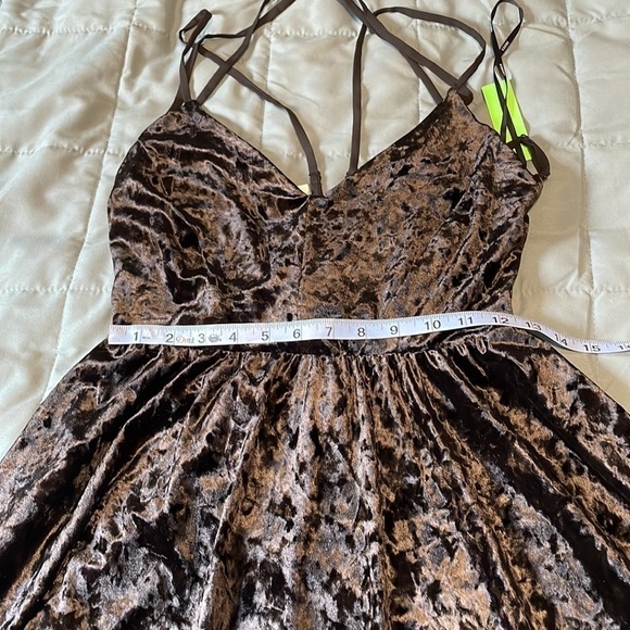 NEW Forever 21 Velour Swing Dress Medium Elastic Black Straps Tank - Picture 13 of 14
